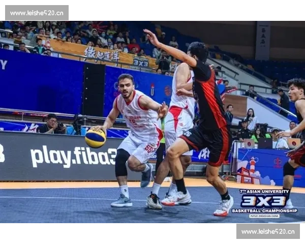 激情碰撞全程直播精彩篮球赛 场上风云激荡 谁将问鼎冠军宝座