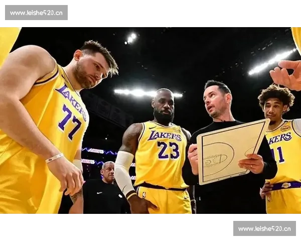 湖人勇士巅峰对决引爆西部格局詹库对飙书写经典之夜季后赛前哨战